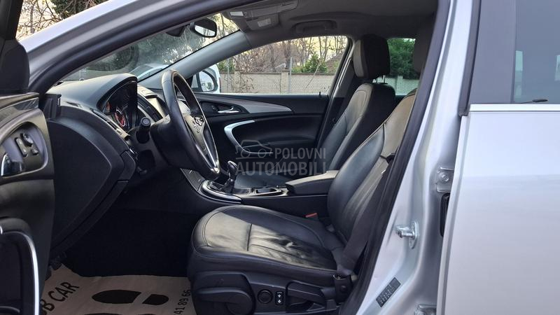 Opel Insignia COSMO 1/1