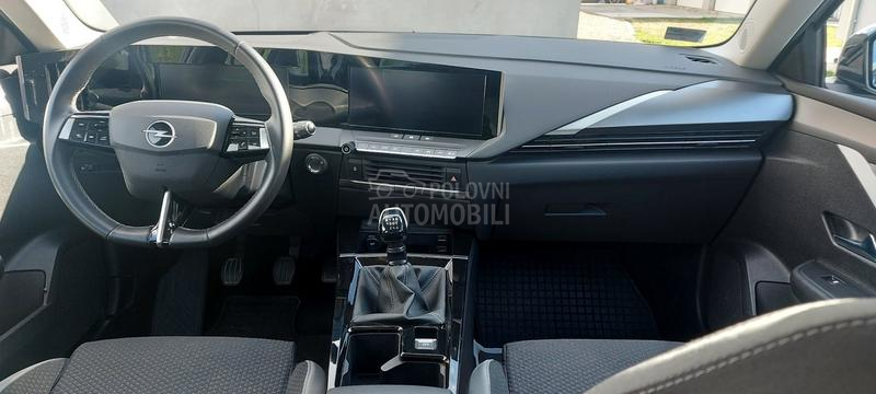 Opel Astra L 1.2 EDITION/N-O-V