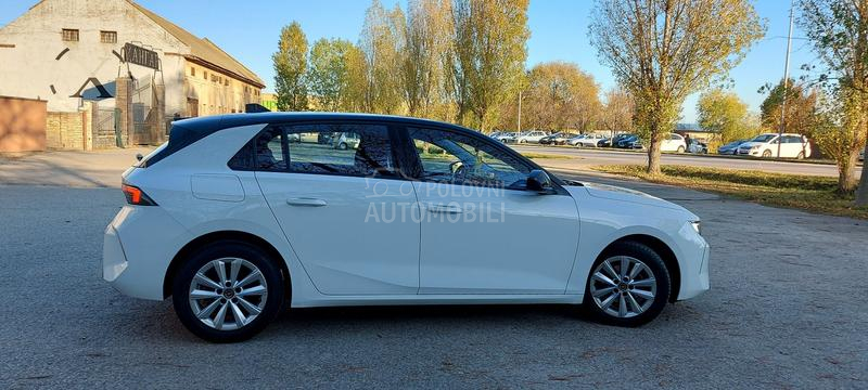 Opel Astra L 1.2 EDITION/N-O-V