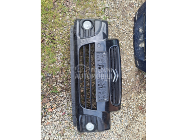 Prednji branik za Citroen C2
