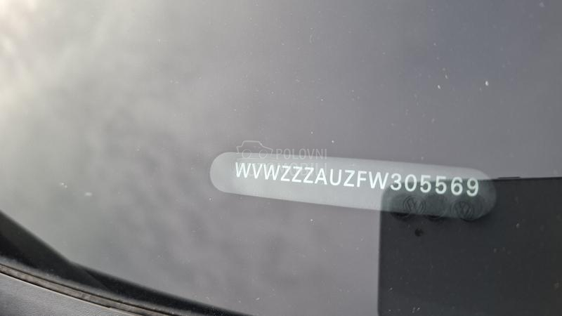 Volkswagen Golf 7 1.4 b nav