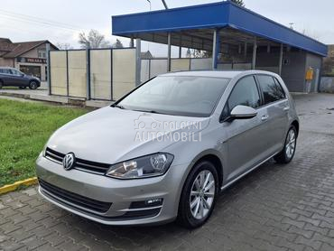 Volkswagen Golf 7 1.4 b nav
