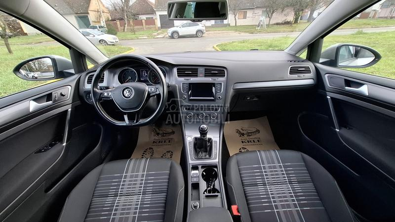 Volkswagen Golf 7 1.4 b nav