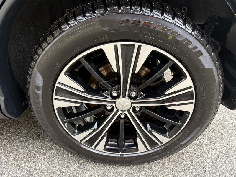 Mitsubishi Eclipse Cross 1.5T CVT 4WD Fu.ll