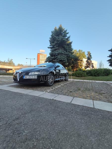 Alfa Romeo GT 1.9 JTDm