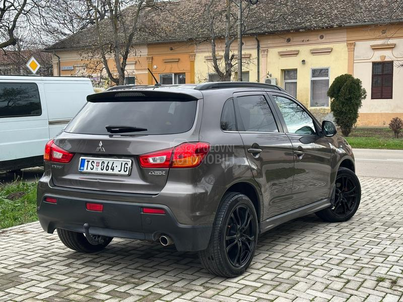 Mitsubishi ASX 1.8