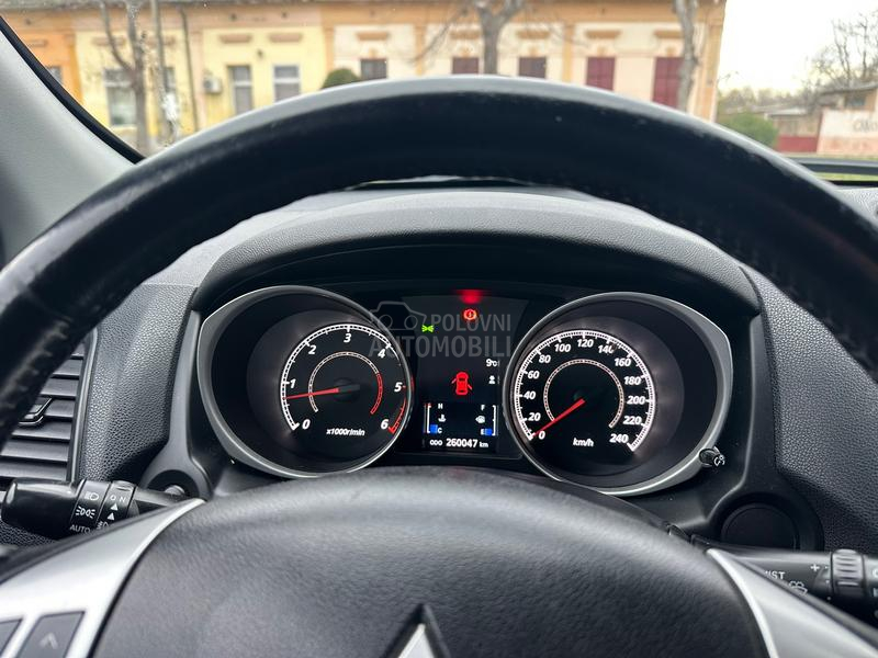 Mitsubishi ASX 1.8