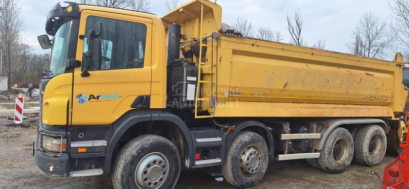 Scania P380 8x4