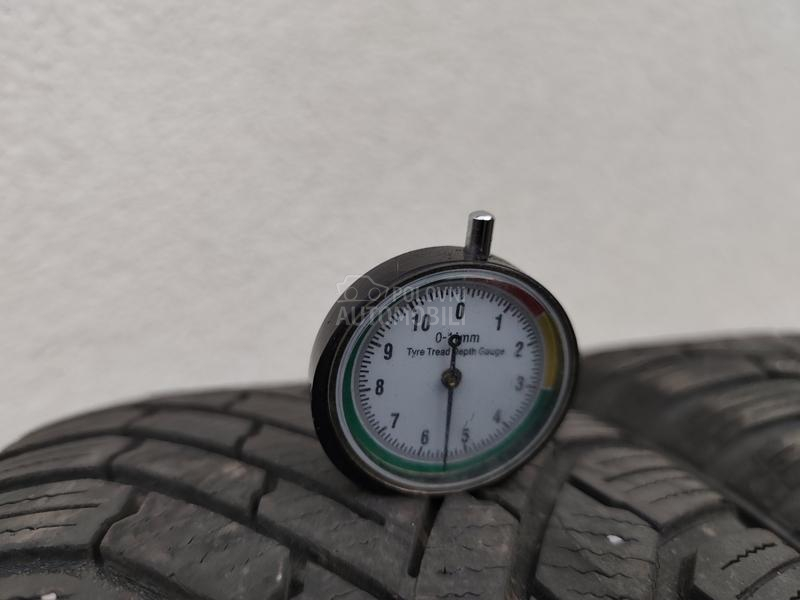 Continental 205/55 R17 Zimska