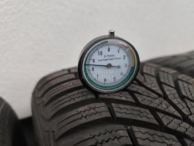 Continental 205/55 R17 Zimska