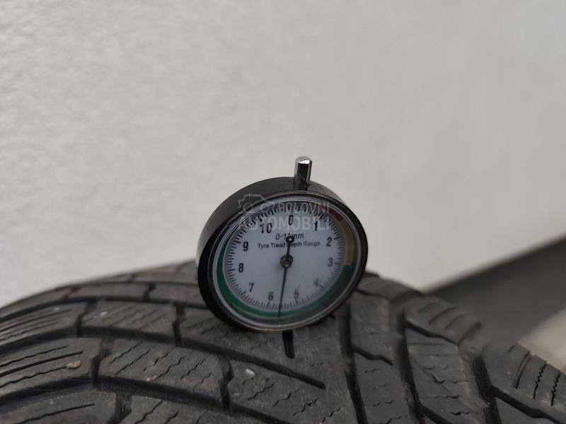 Continental 205/55 R17 Zimska