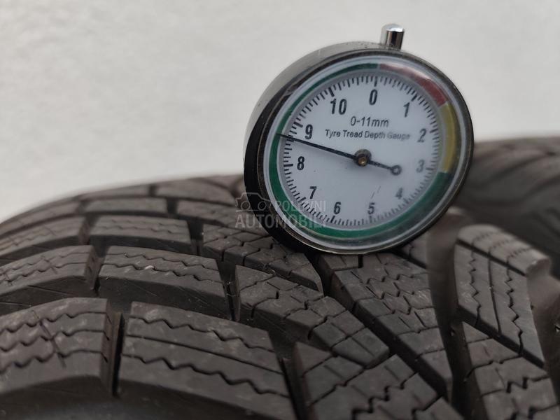 Continental 205/55 R17 Zimska