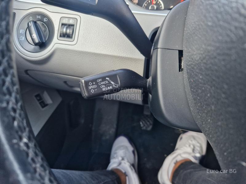 Volkswagen Passat B6 A K C I J A