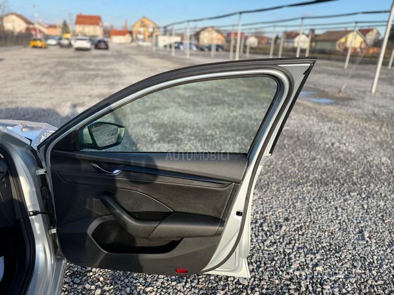 Škoda Octavia 2.0 Tdi Virtual