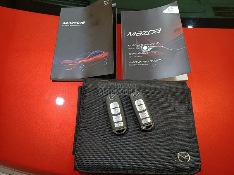 Mazda 6 2.0i