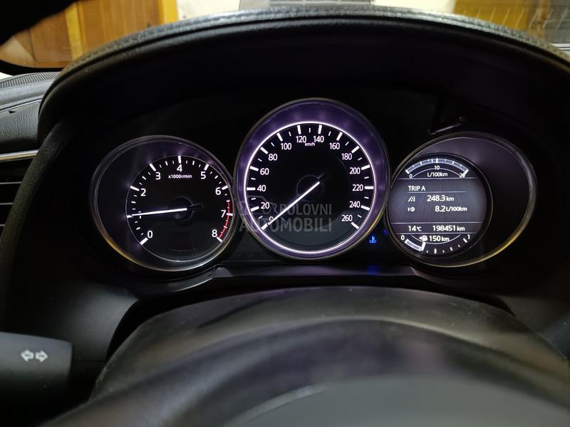 Mazda 6 2.0i