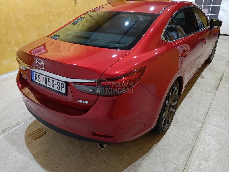 Mazda 6 2.0i