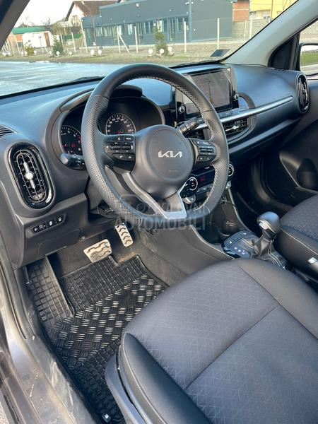 Kia Picanto X Line