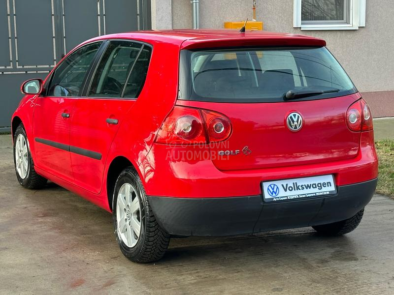Volkswagen Golf 5 1.4