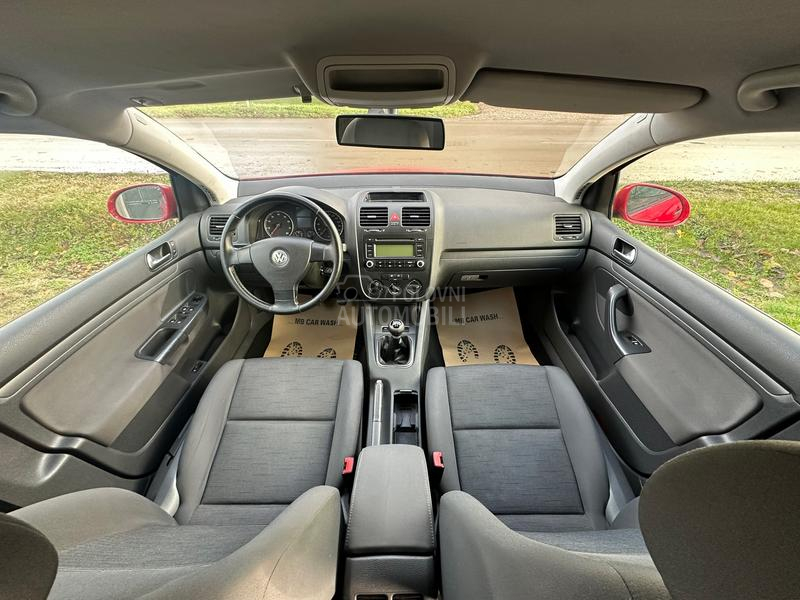 Volkswagen Golf 5 1.4