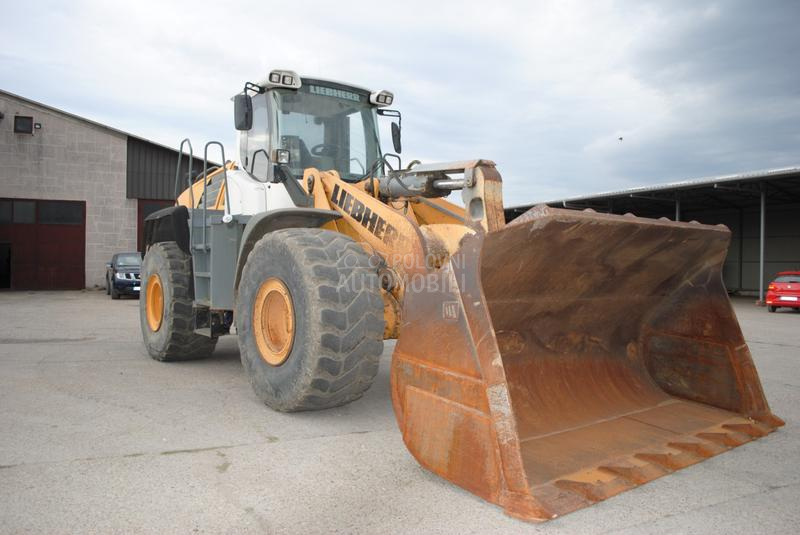 Liebherr L576