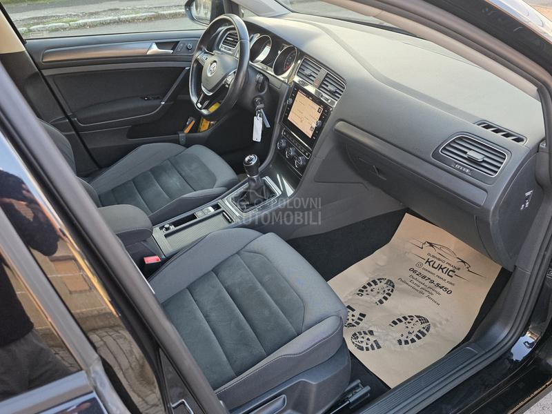 Volkswagen Golf 7 HIGHLINE N0V