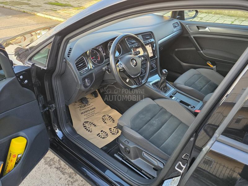 Volkswagen Golf 7 HIGHLINE N0V