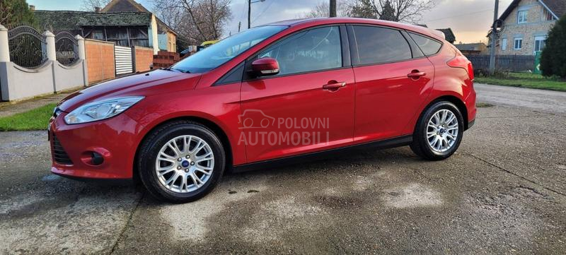 Ford Focus 1.0 B