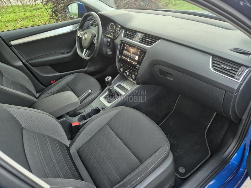 Škoda Octavia 1.6TDI P-R-E-L-E-P-A