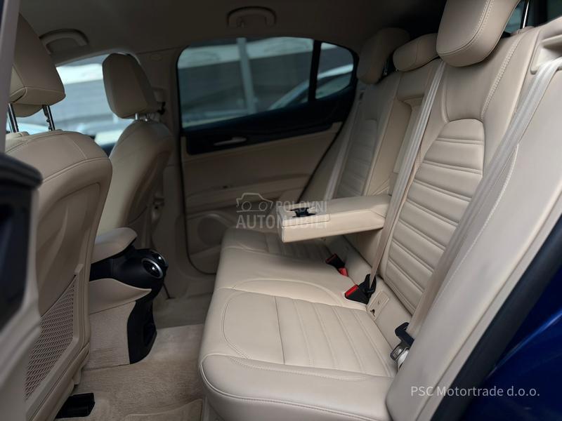 Alfa Romeo Stelvio 4x4/Led/Kamera