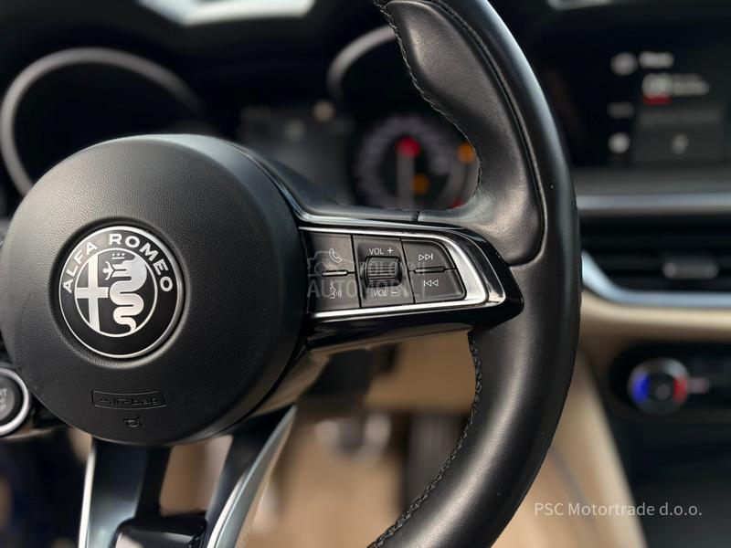 Alfa Romeo Stelvio 4x4/Led/Kamera