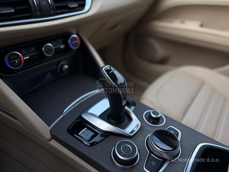 Alfa Romeo Stelvio 4x4/Led/Kamera