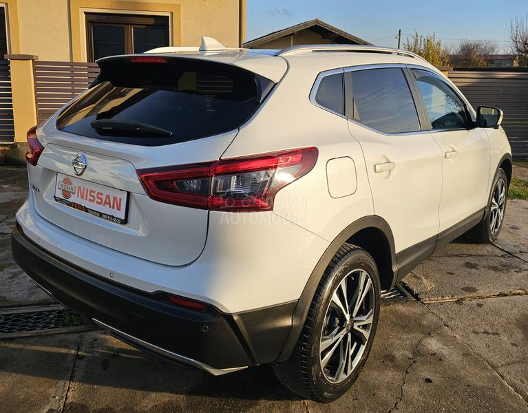Nissan Qashqai //TOOP STANjE