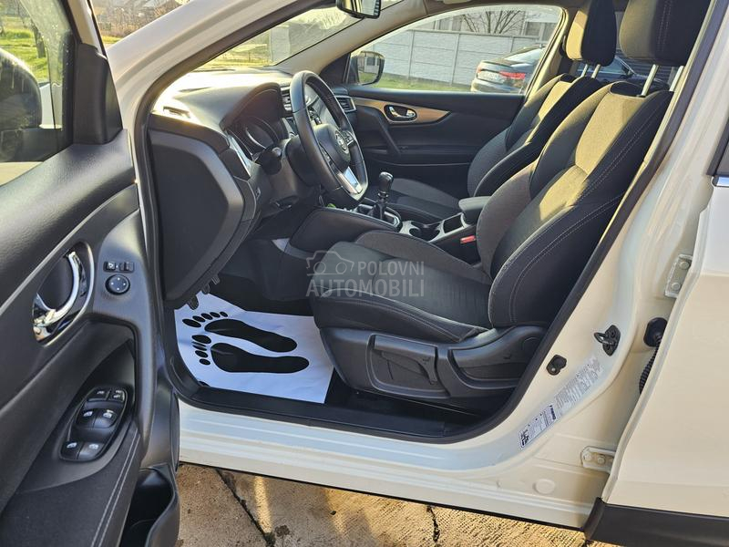 Nissan Qashqai //TOOP STANjE