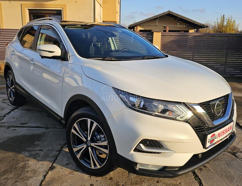 Nissan Qashqai //TOOP STANjE