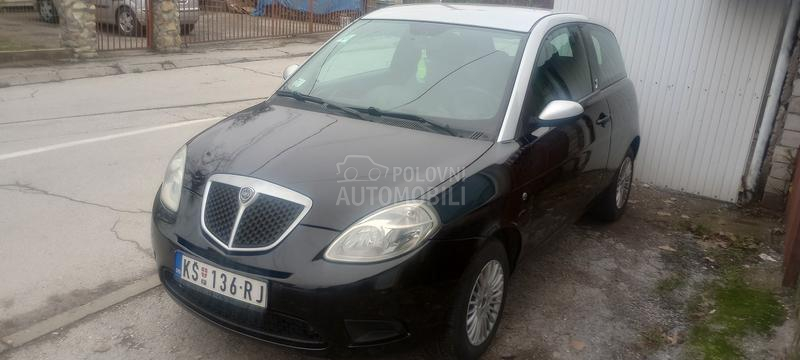 Lancia Ypsilon 1.2 lpg