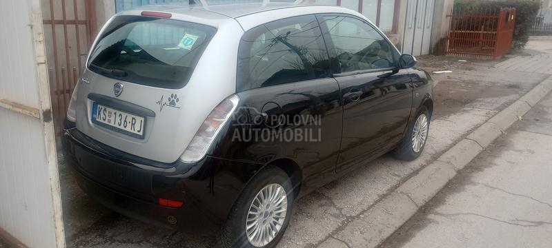 Lancia Ypsilon 1.2 lpg