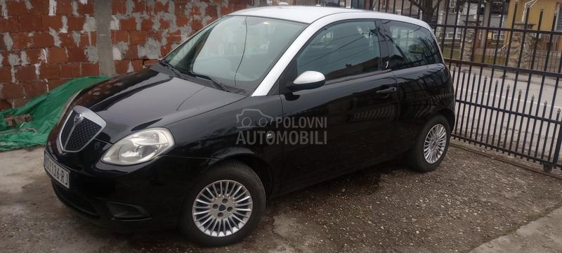 Lancia Ypsilon 1.2 lpg