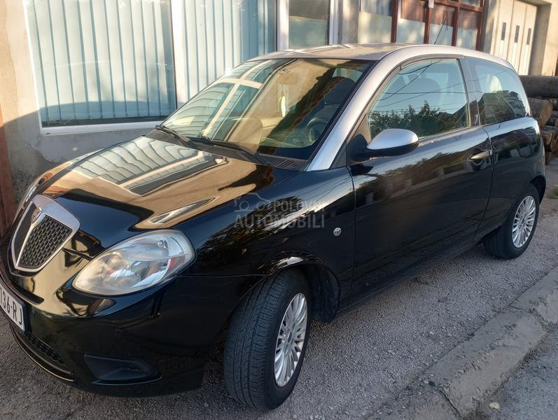 Lancia Ypsilon 1.2 lpg