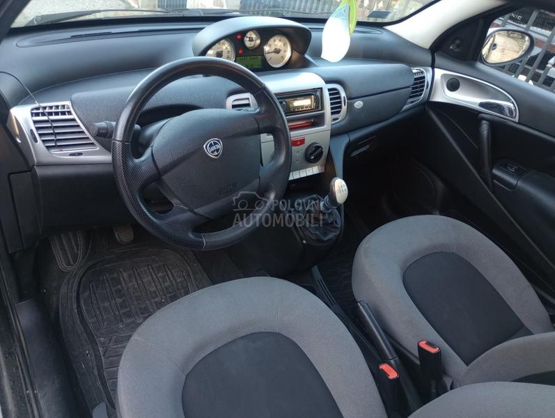 Lancia Ypsilon 1.2 lpg
