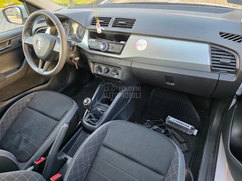 Škoda Fabia 1.0