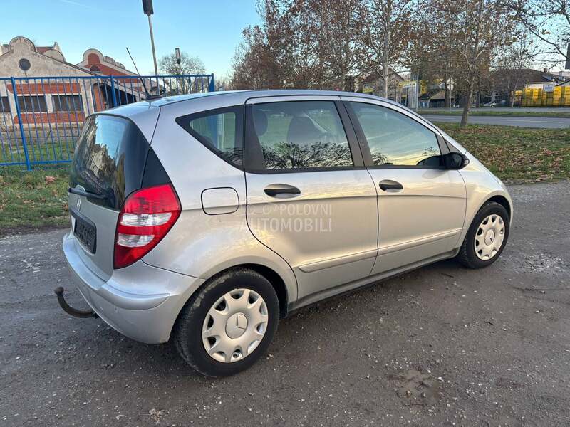 Mercedes Benz A 170 n a v i g a c i j a