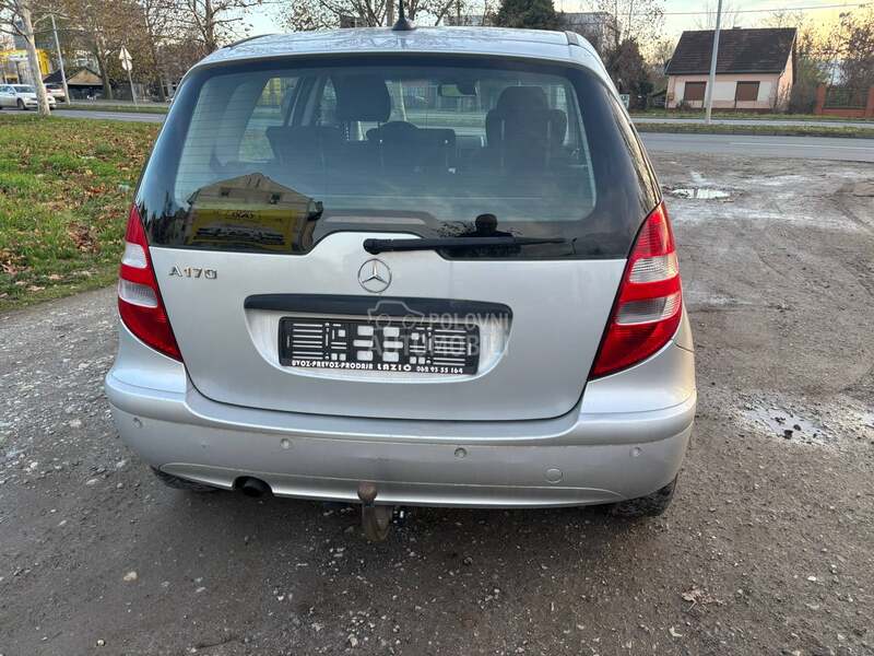 Mercedes Benz A 170 n a v i g a c i j a