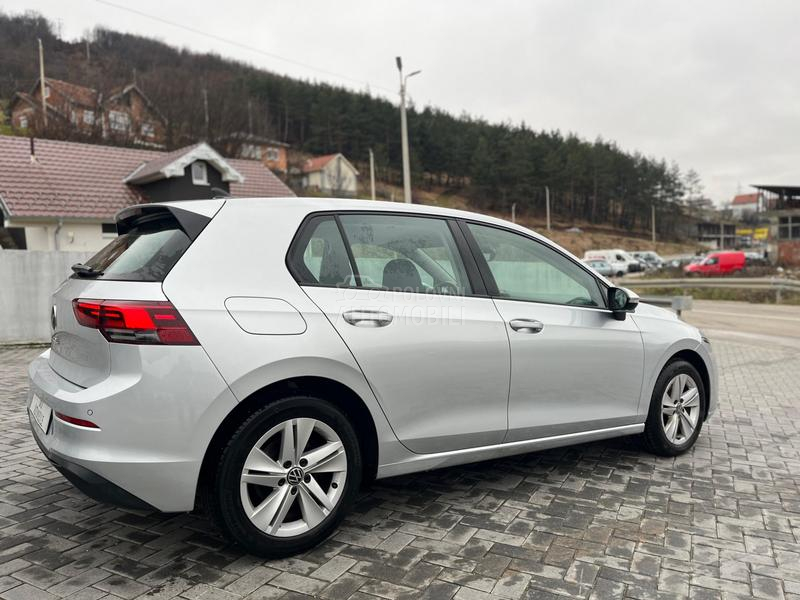 Volkswagen Golf 8 2.0