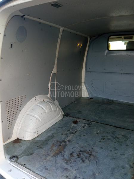 Volkswagen Transporter T5 1.9 TDI