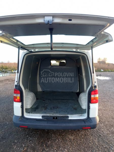 Volkswagen Transporter T5 1.9 TDI
