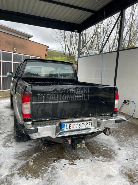 Nissan Navara 