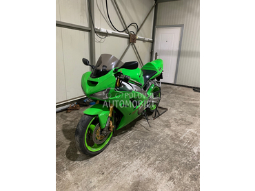 Kawasaki zx6rr