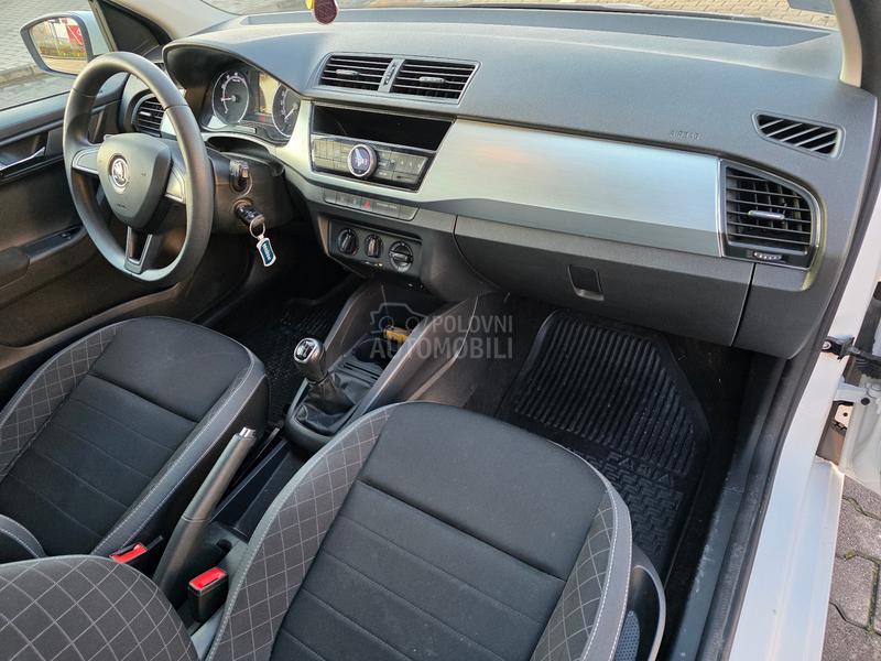 Škoda Fabia 1.0