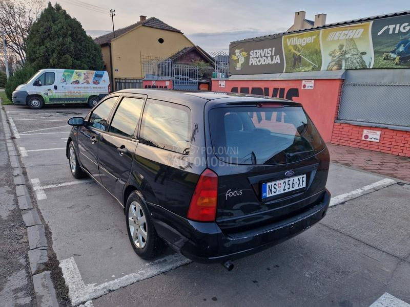 Ford Focus 1.6i